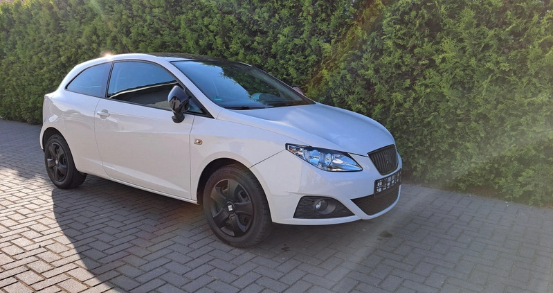 Seat Ibiza cena 17900 przebieg: 141663, rok produkcji 2011 z Witkowo małe 379